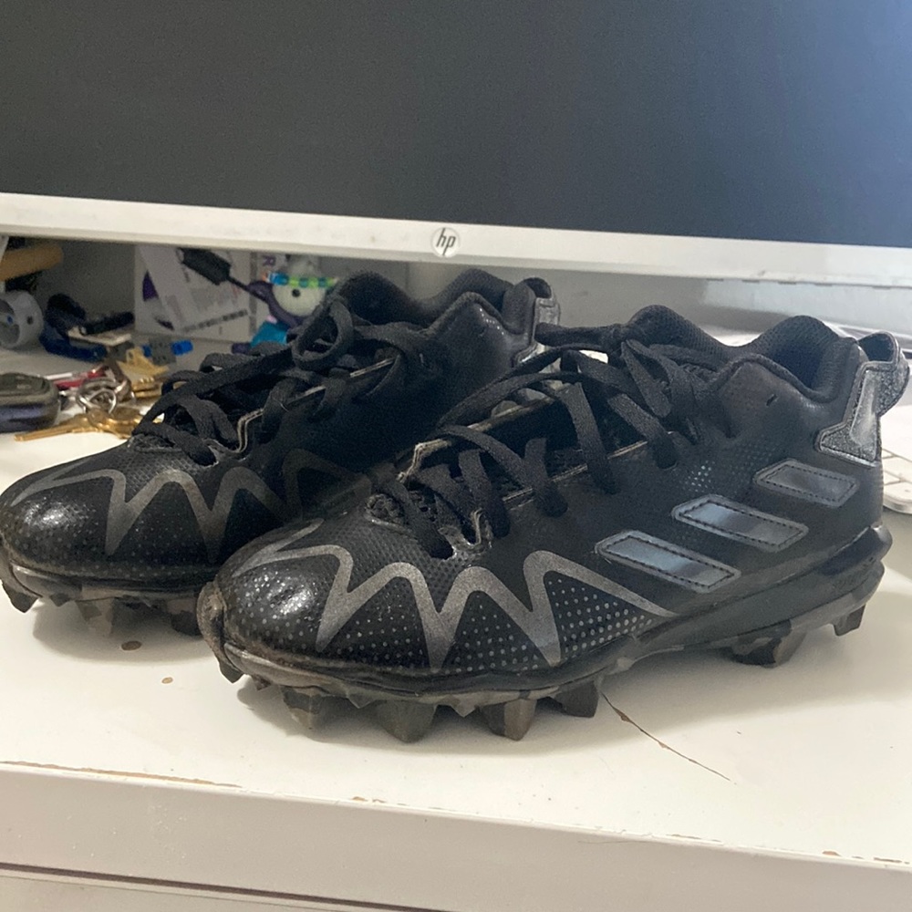Adidas clefts size 3